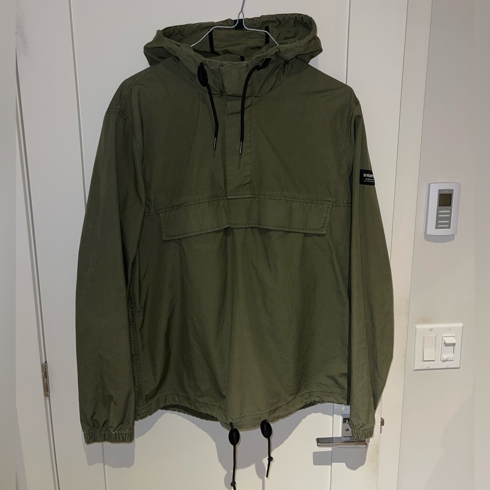Lightweight rain jacket